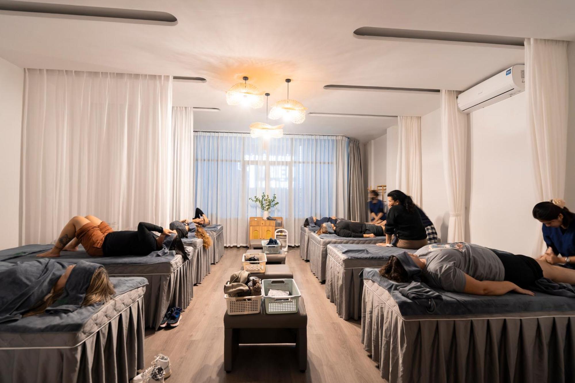 Minasi Premium Hotel Hanoï Extérieur photo