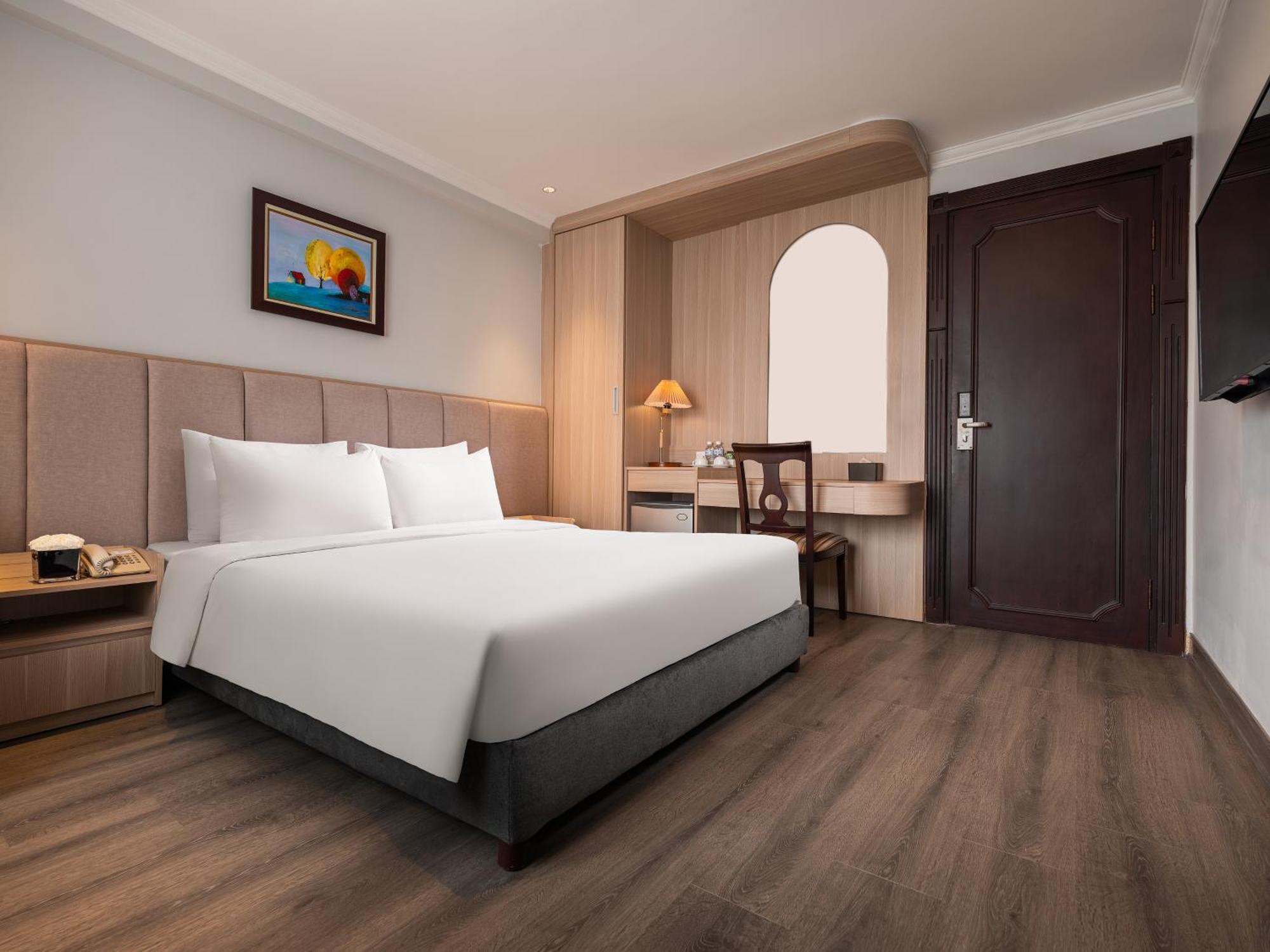 Minasi Premium Hotel Hanoï Extérieur photo