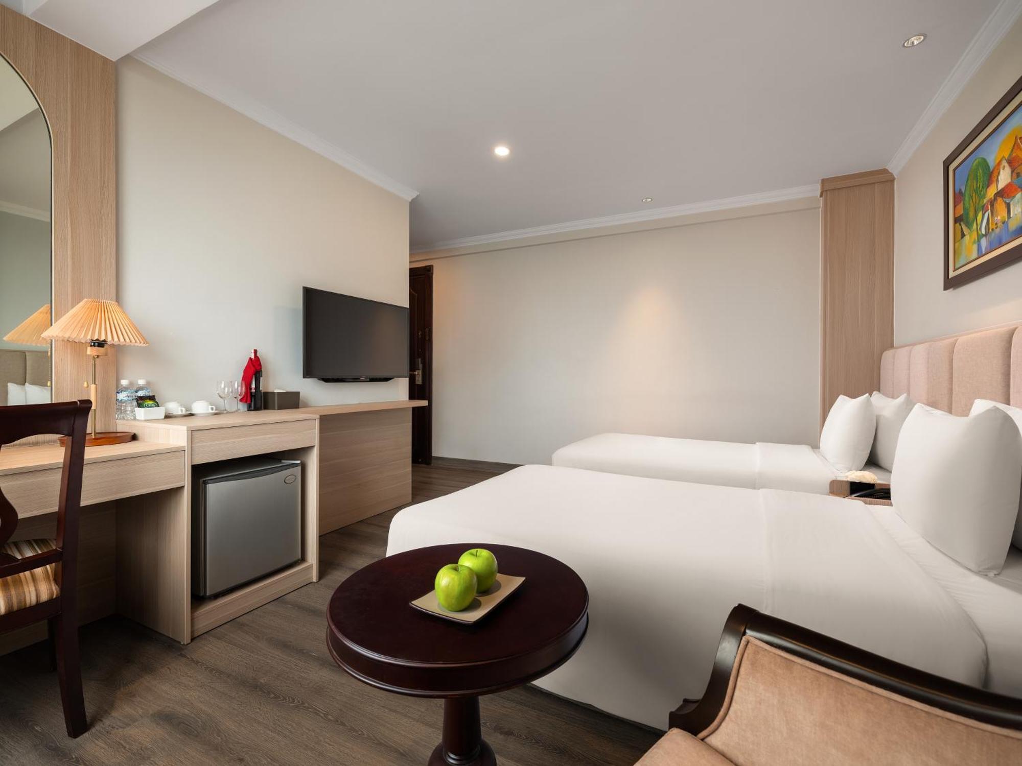 Minasi Premium Hotel Hanoï Extérieur photo